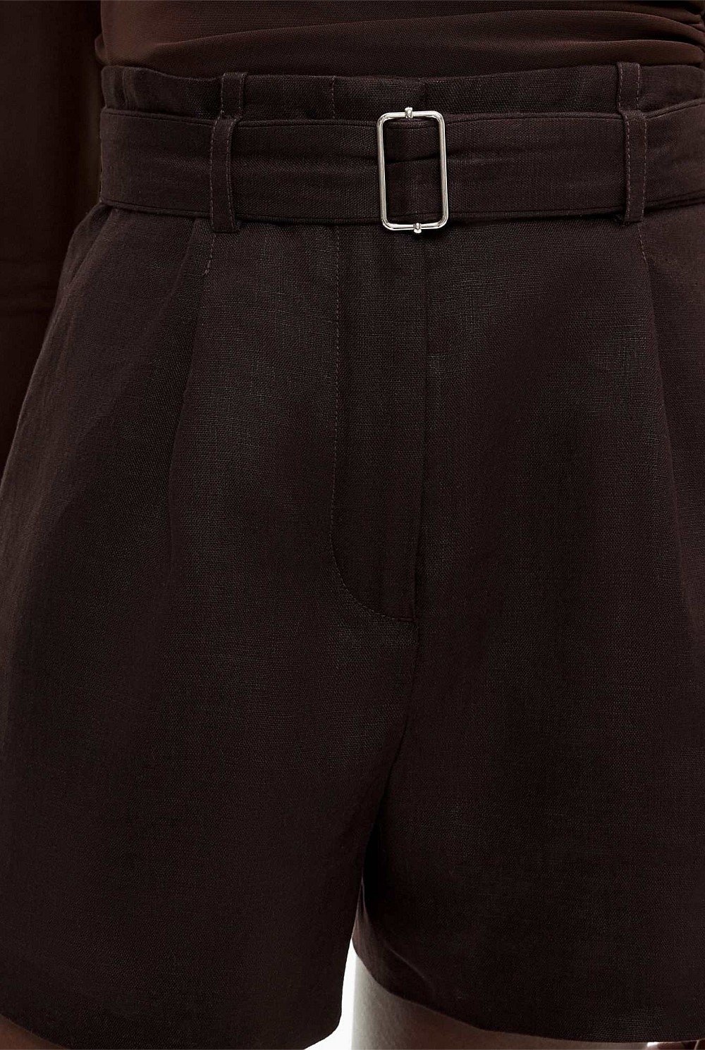 Belt Detail Linen Shorts