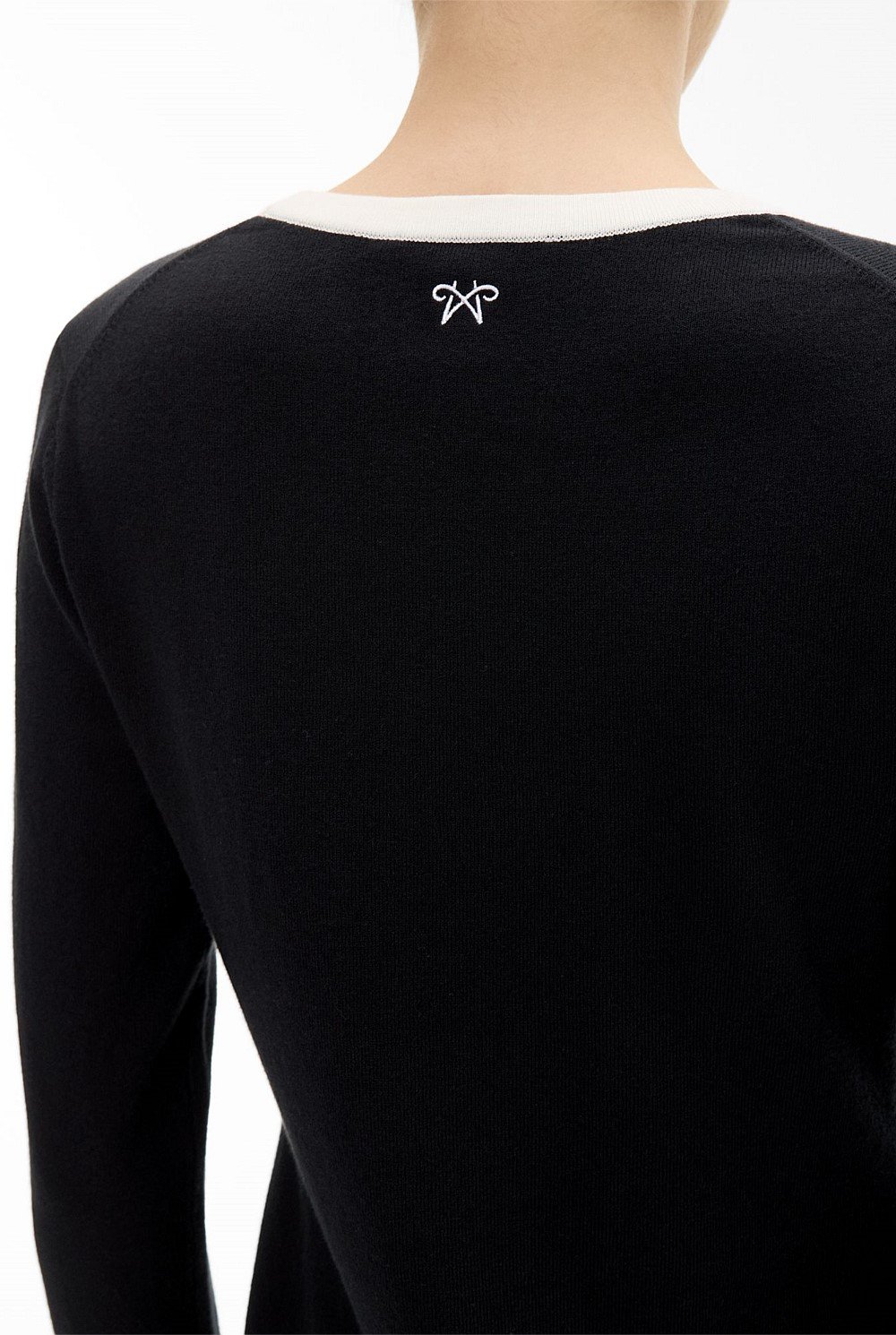 Contrast Trim Knit