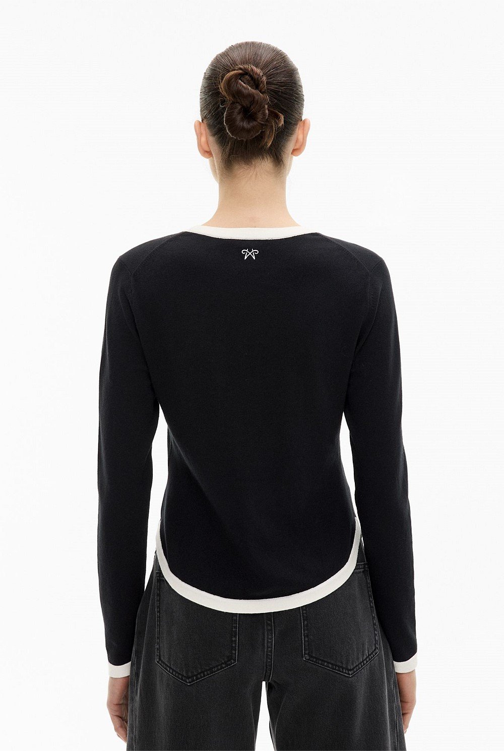 Contrast Trim Knit