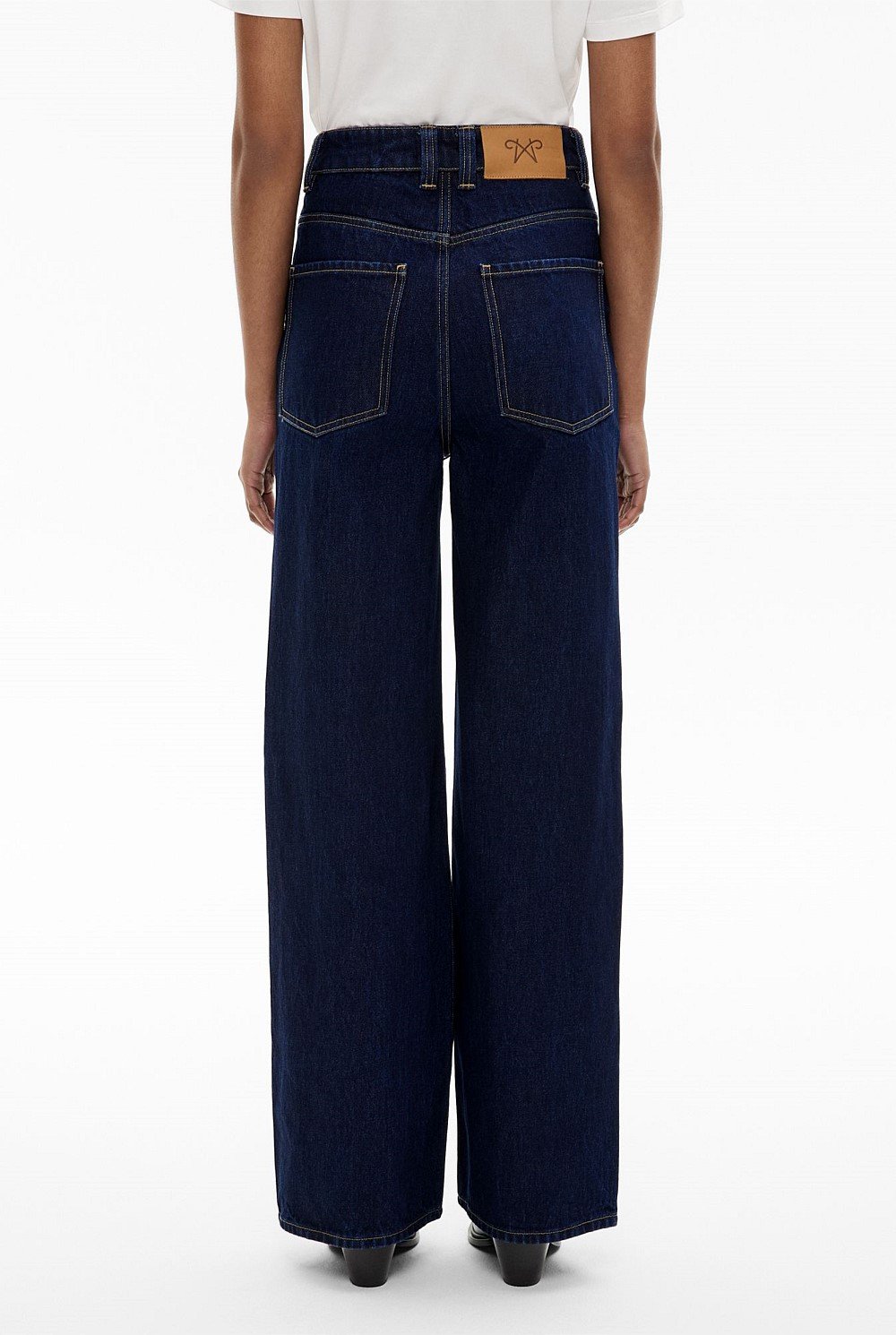 Button Detail Jeans
