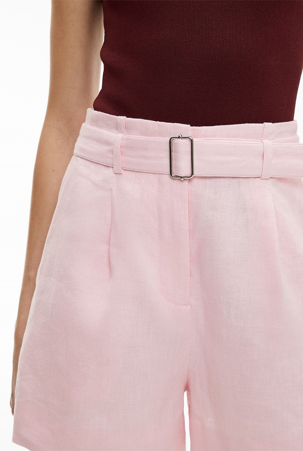 Belt Detail Linen Shorts