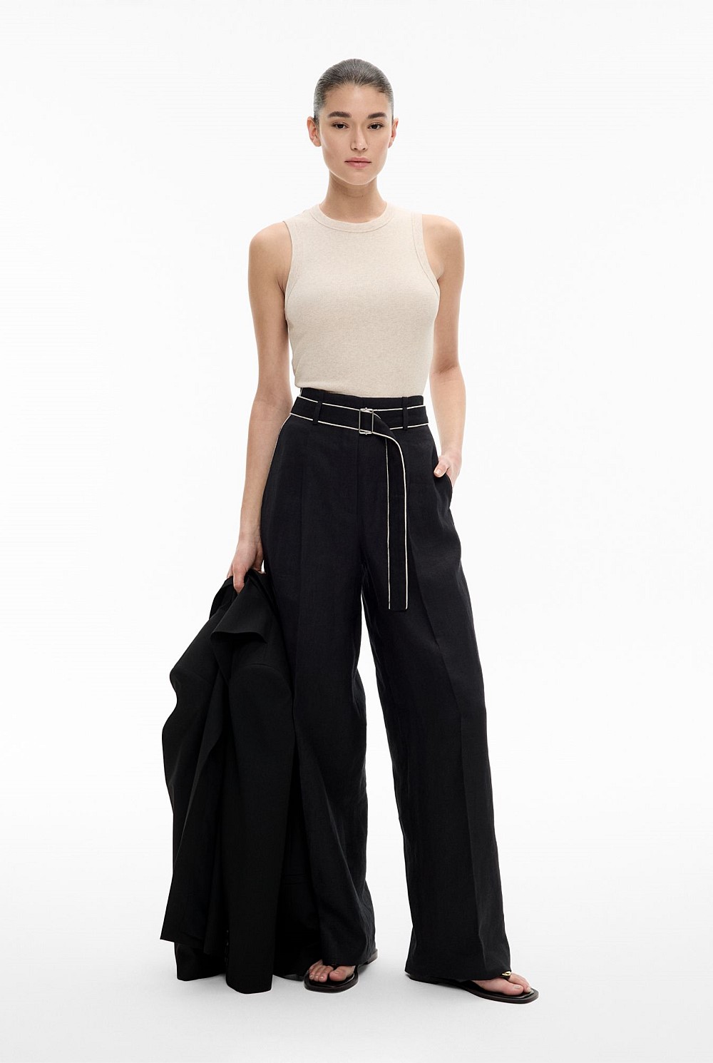 Belt Detail Linen Pants