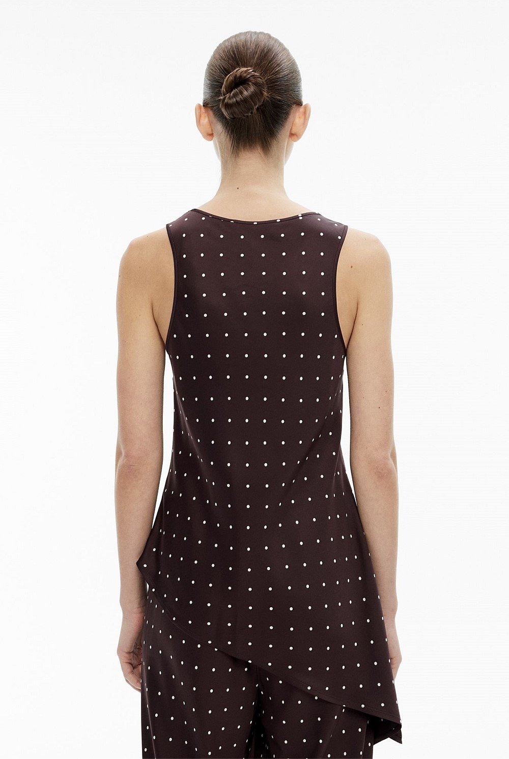 Asym Scoop Tank