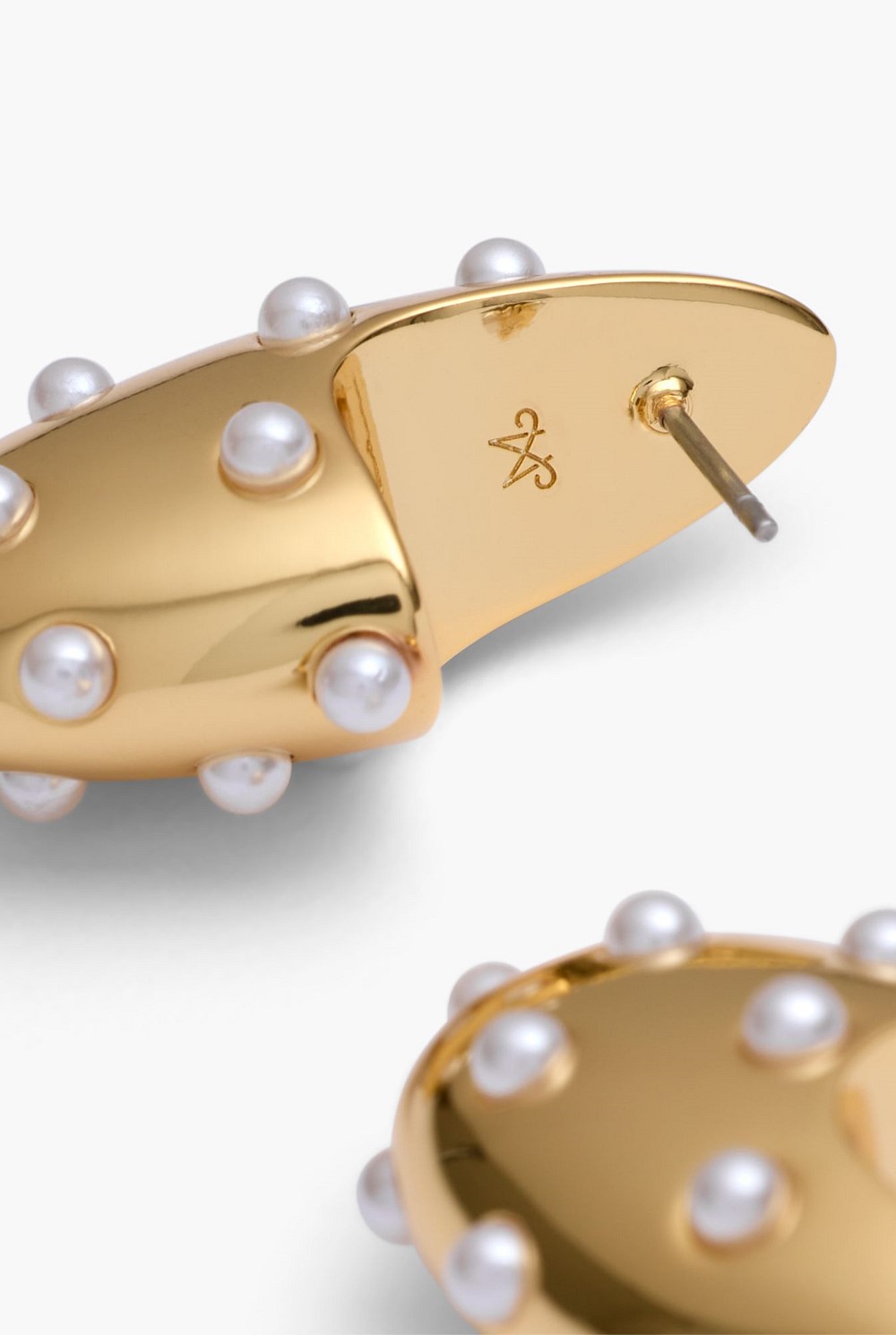 Uma Pearl Earrings