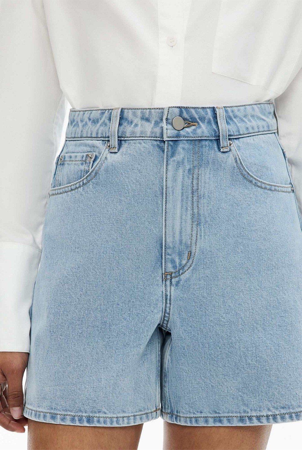 Classic Denim Short