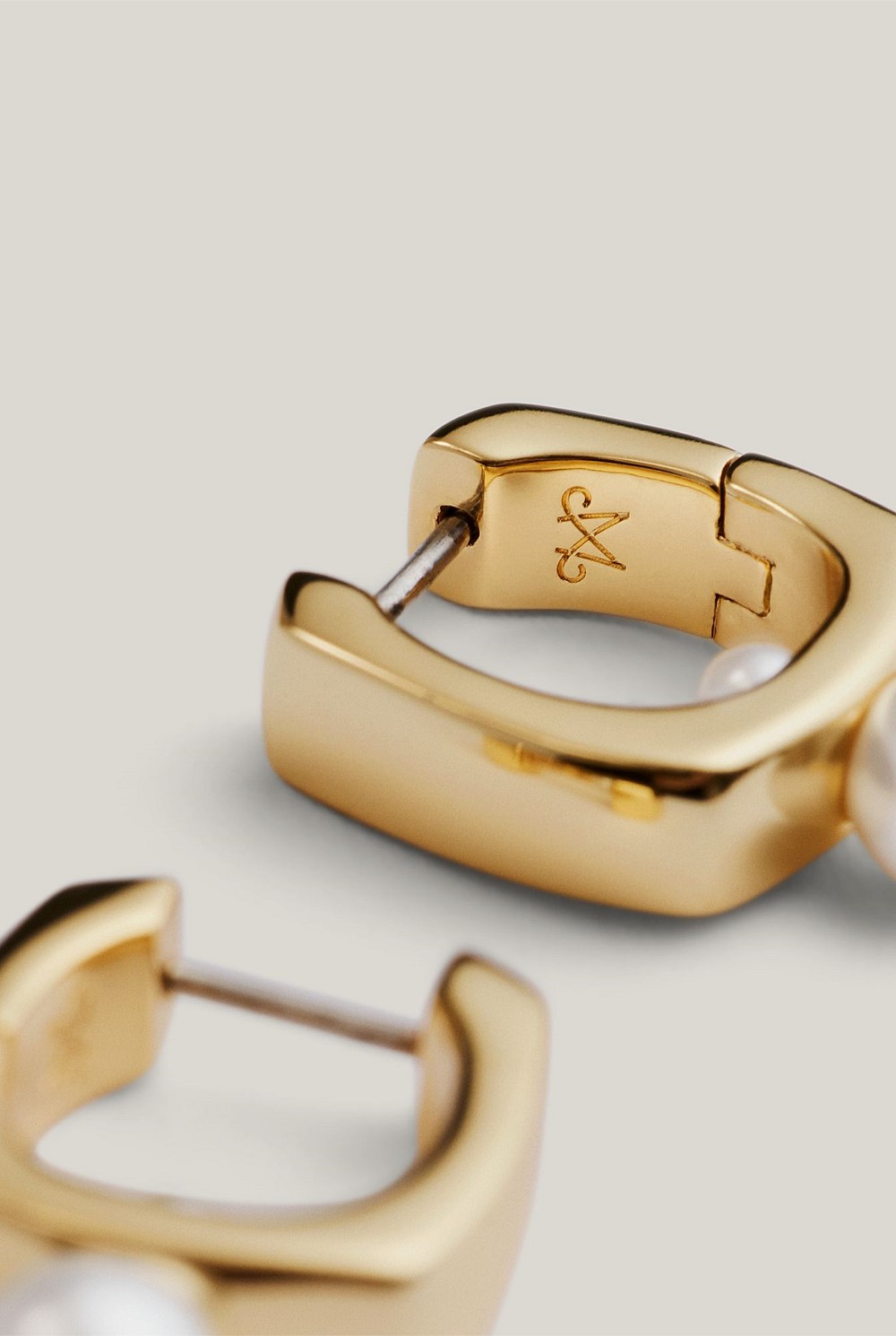 Lou Hoop Earrings