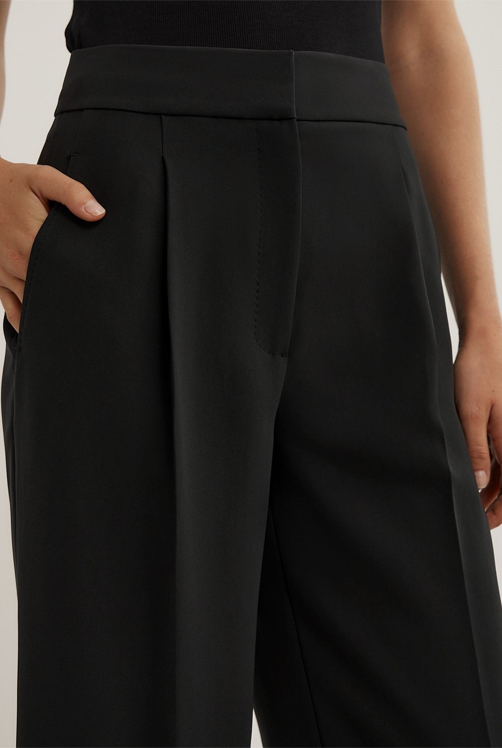 Pick Stitch Crop Pants