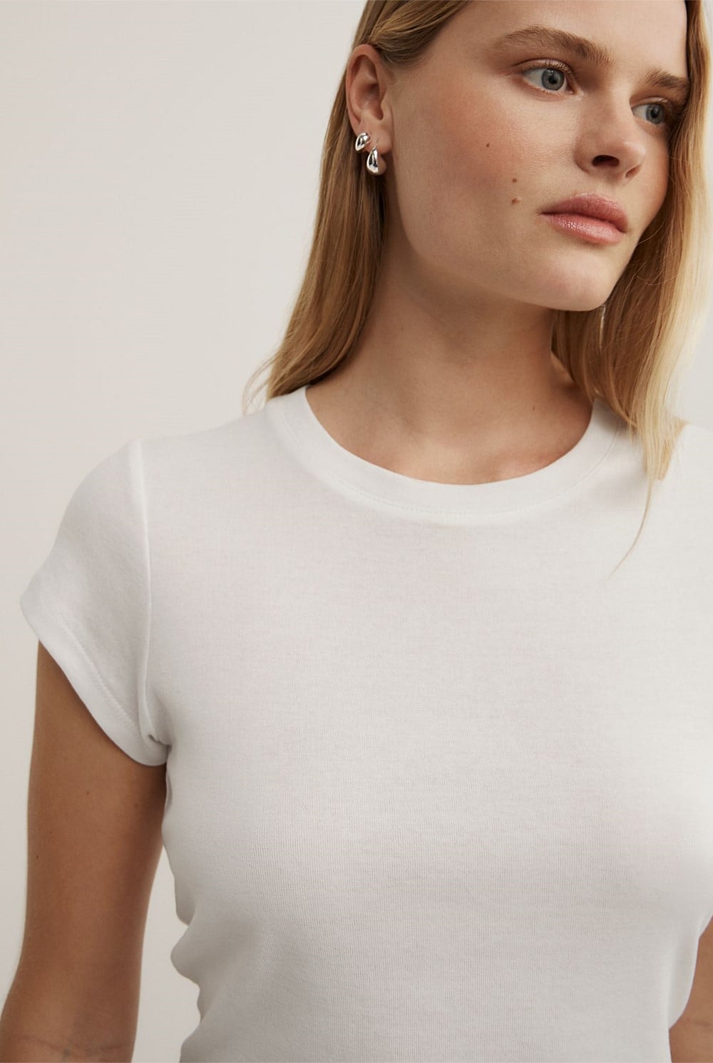 Short Sleeve Fitted T-Shirt