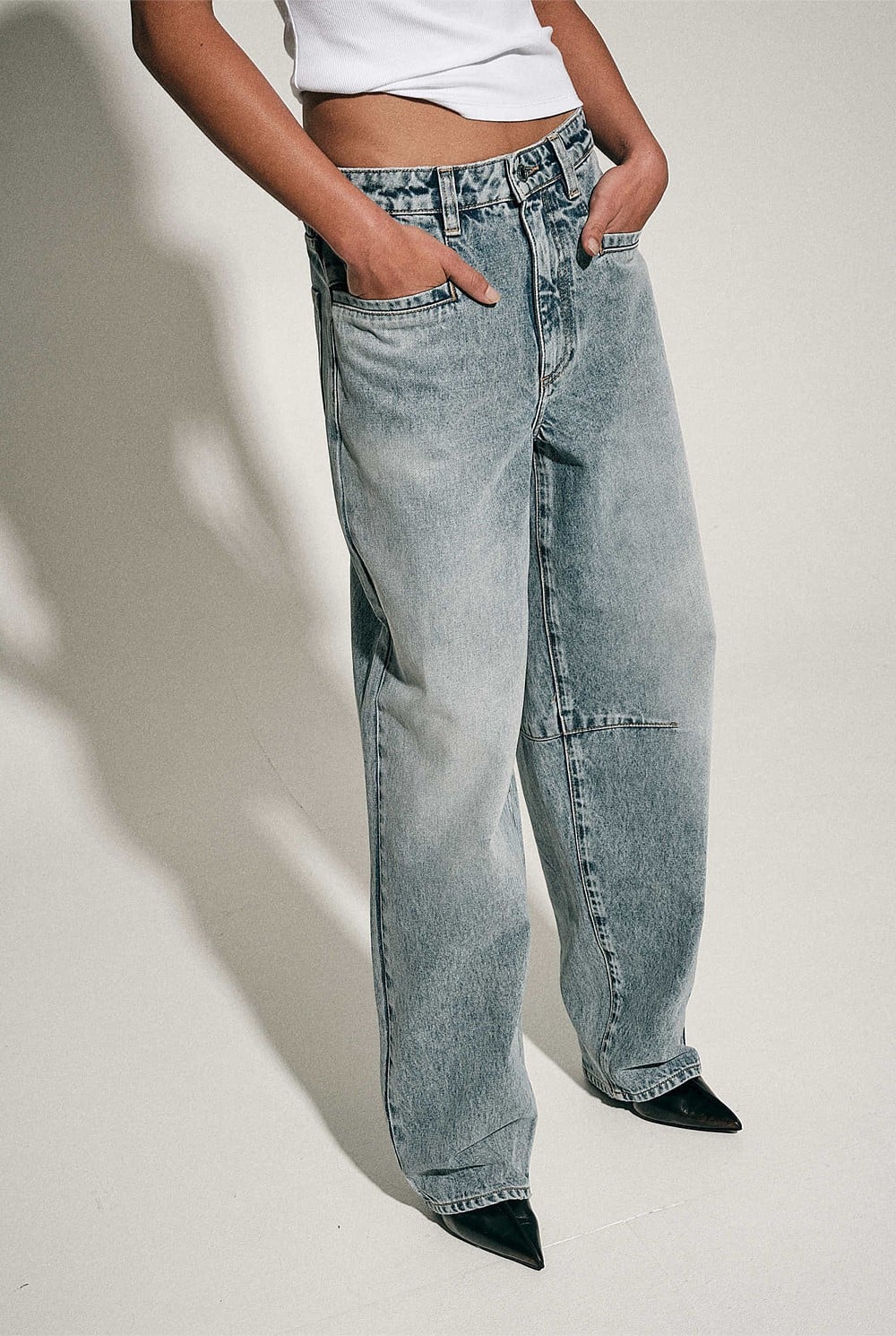 Pocket Detail Barrel Jeans