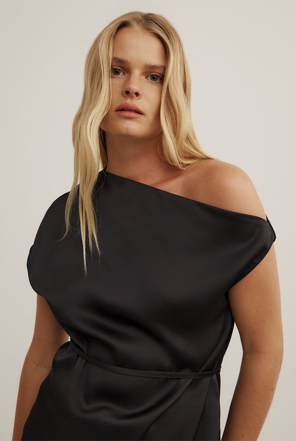 Tipped Shoulder Top