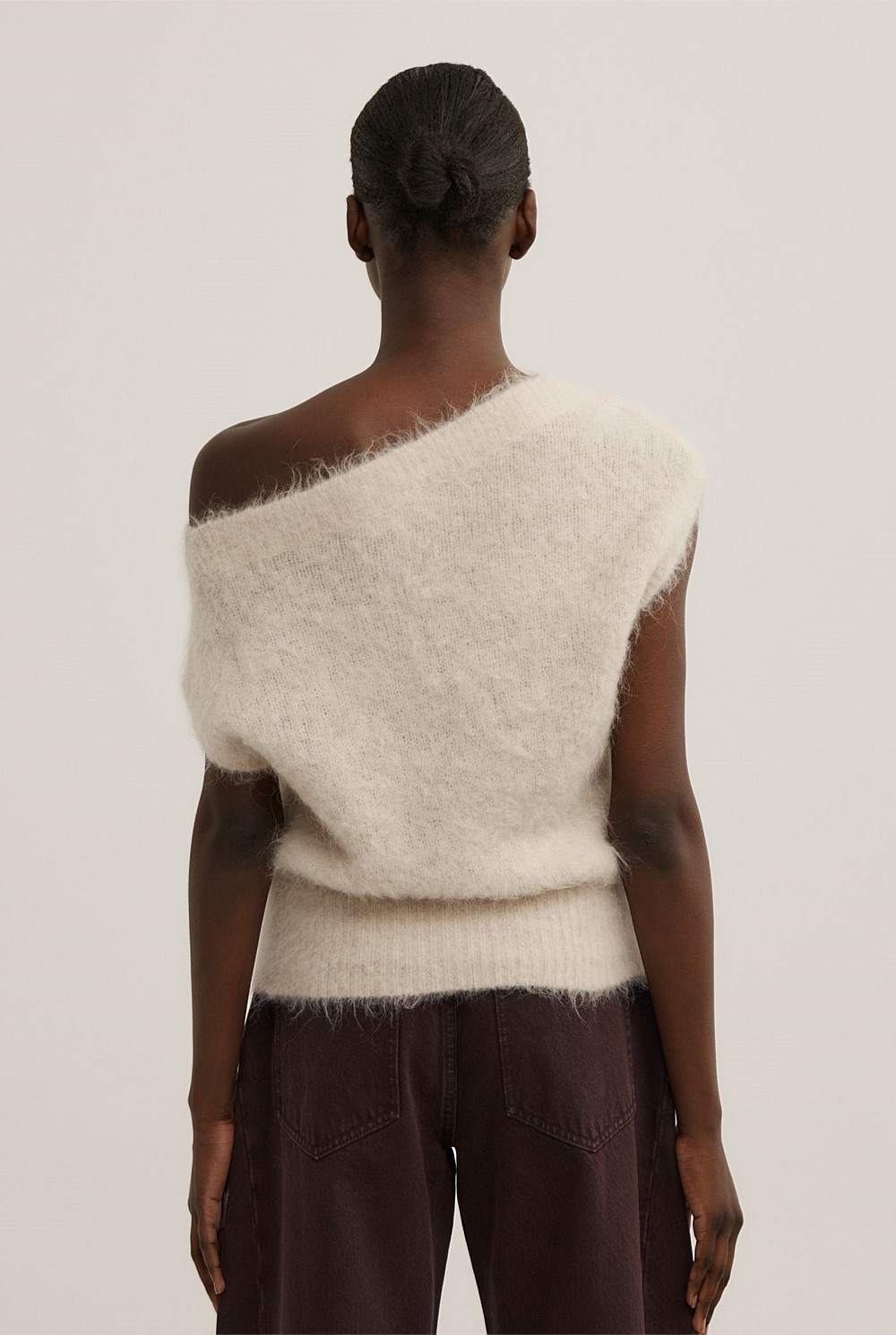 Asymmetric Fluffy Top