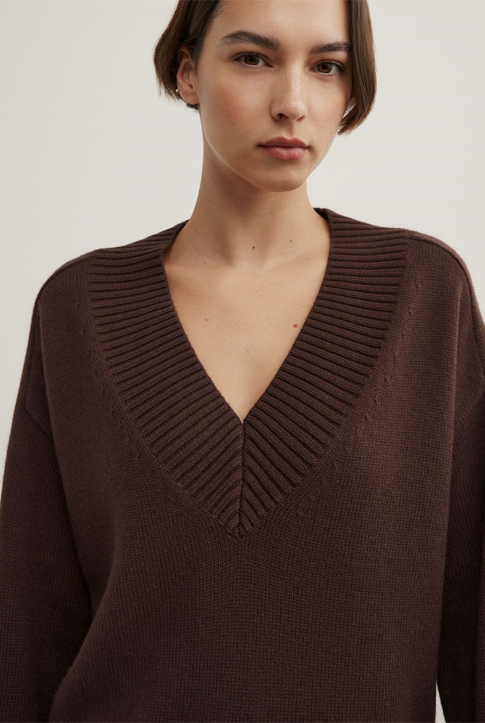V-Neck Knit