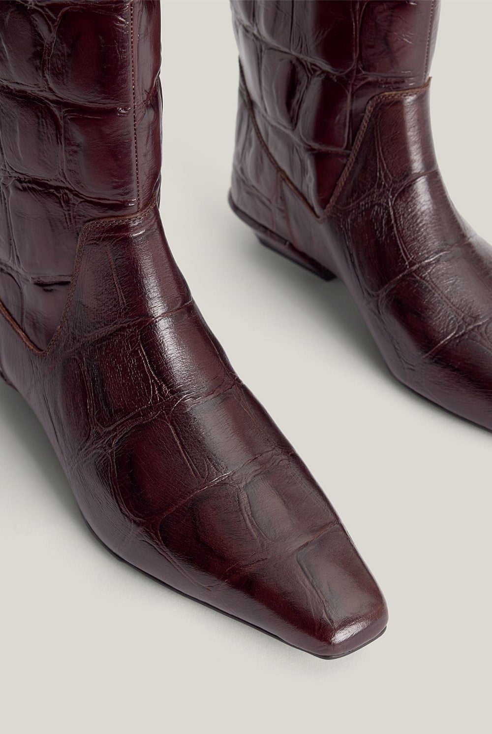 Ally Boots