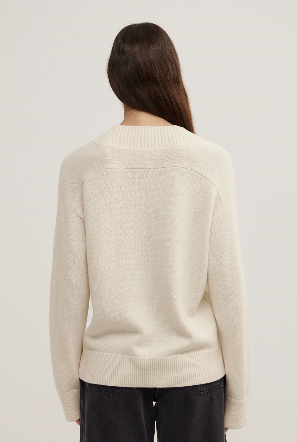 V-Neck Knit