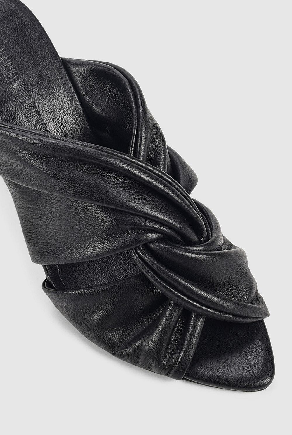 Esme Mule