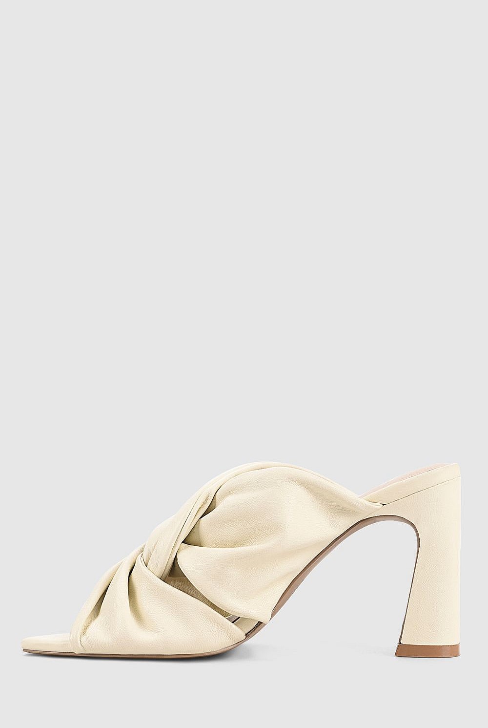 Esme Mule