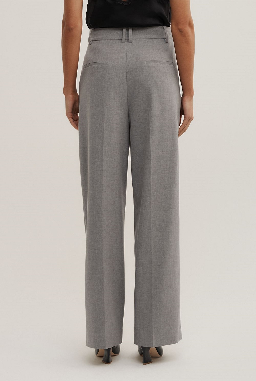 Soft Pleat Trouser