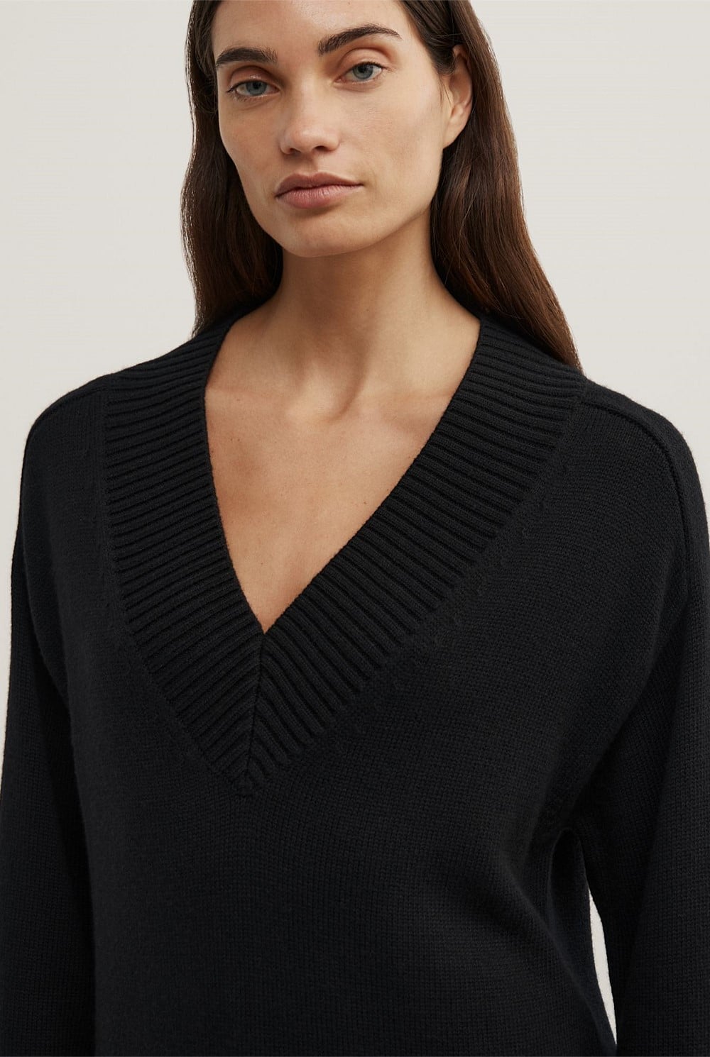 V-Neck Knit
