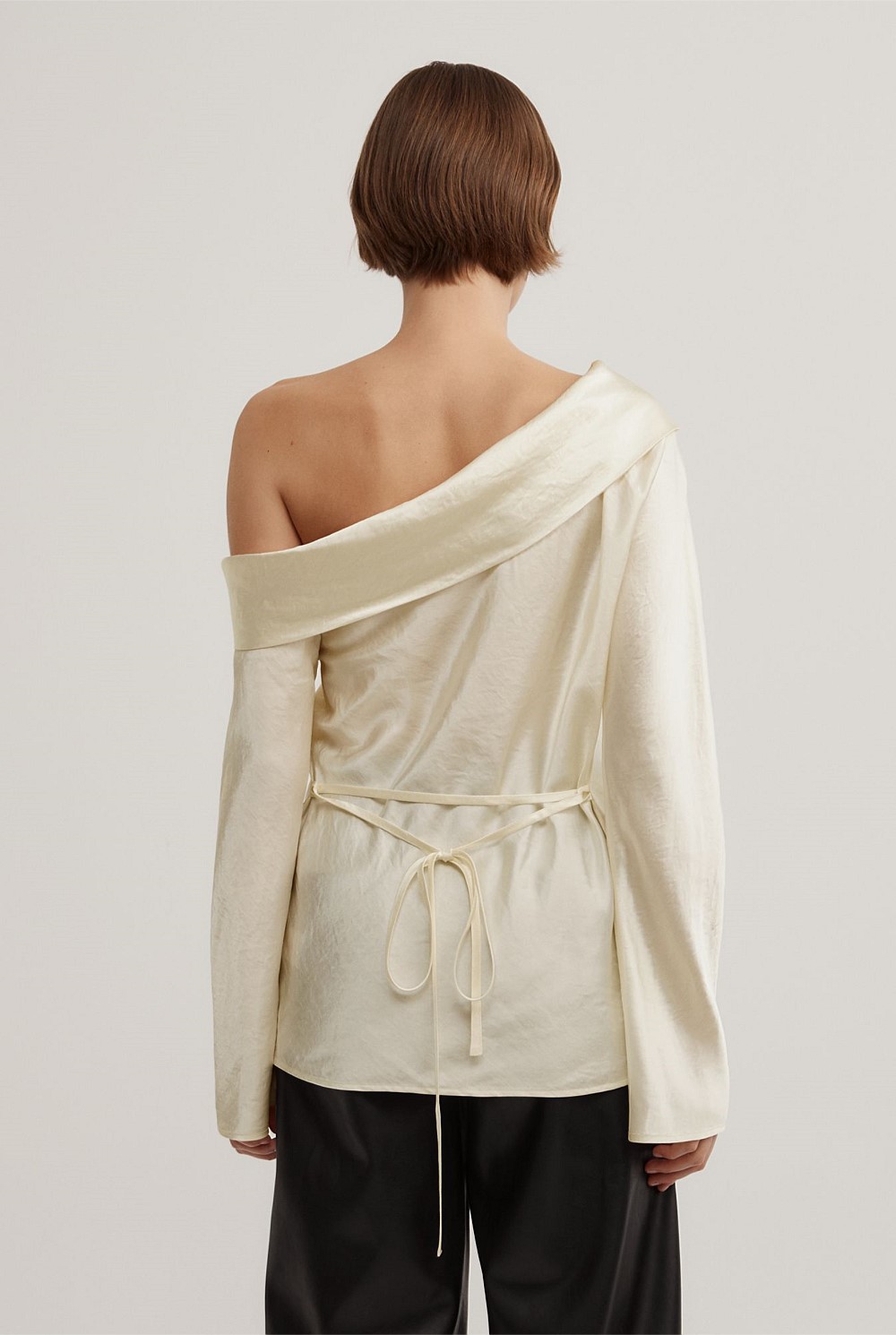 Asymmetric Shoulder Top