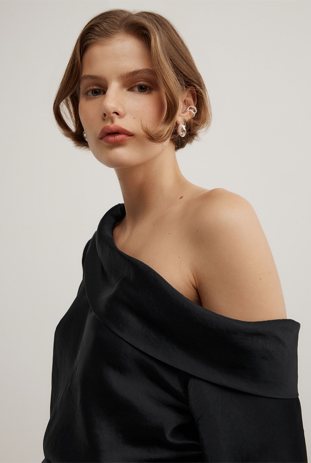 Asymmetric Shoulder Top