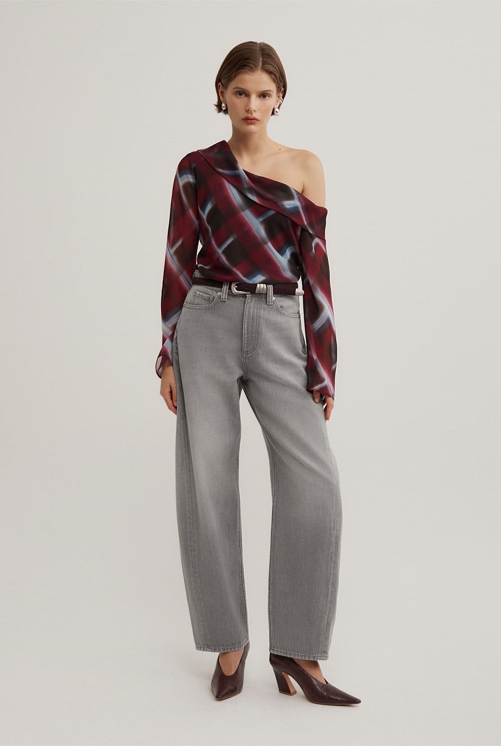 Asymmetric Shoulder Top