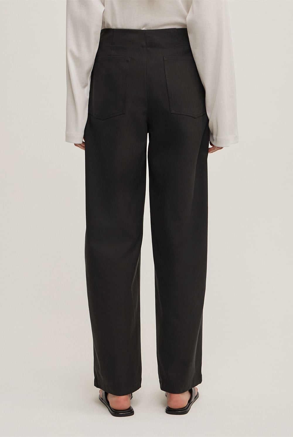 Barrel Leg Pant