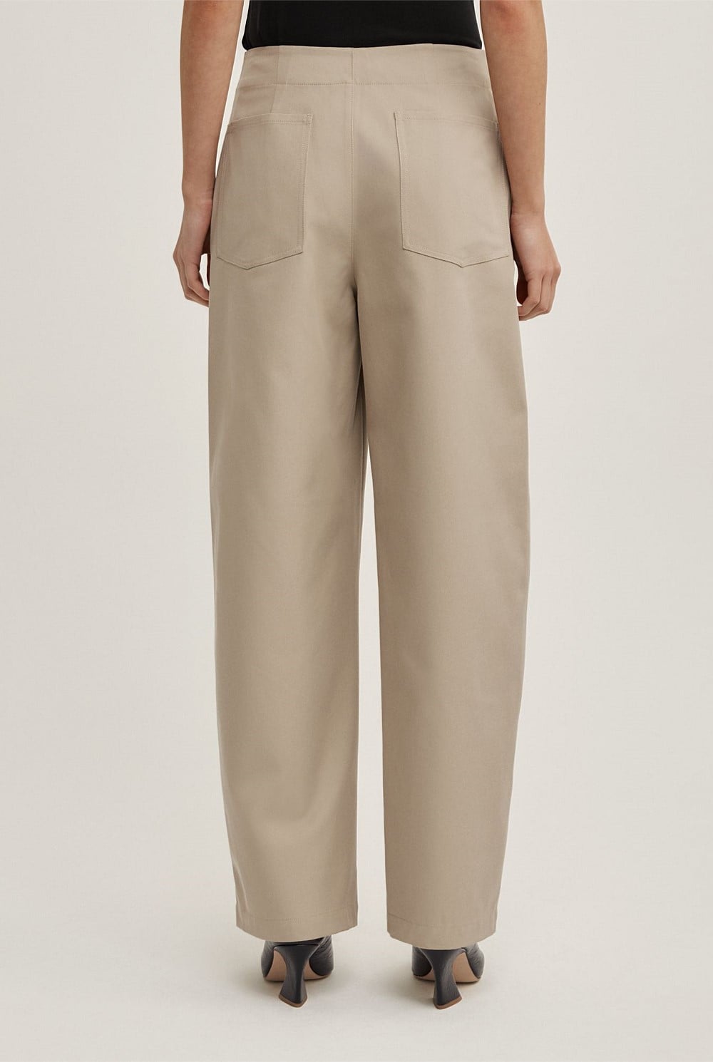 Barrel Leg Pant