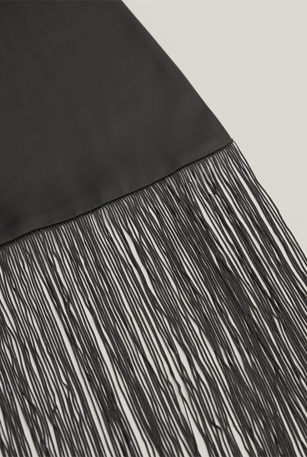 Lee Fringe Scarf