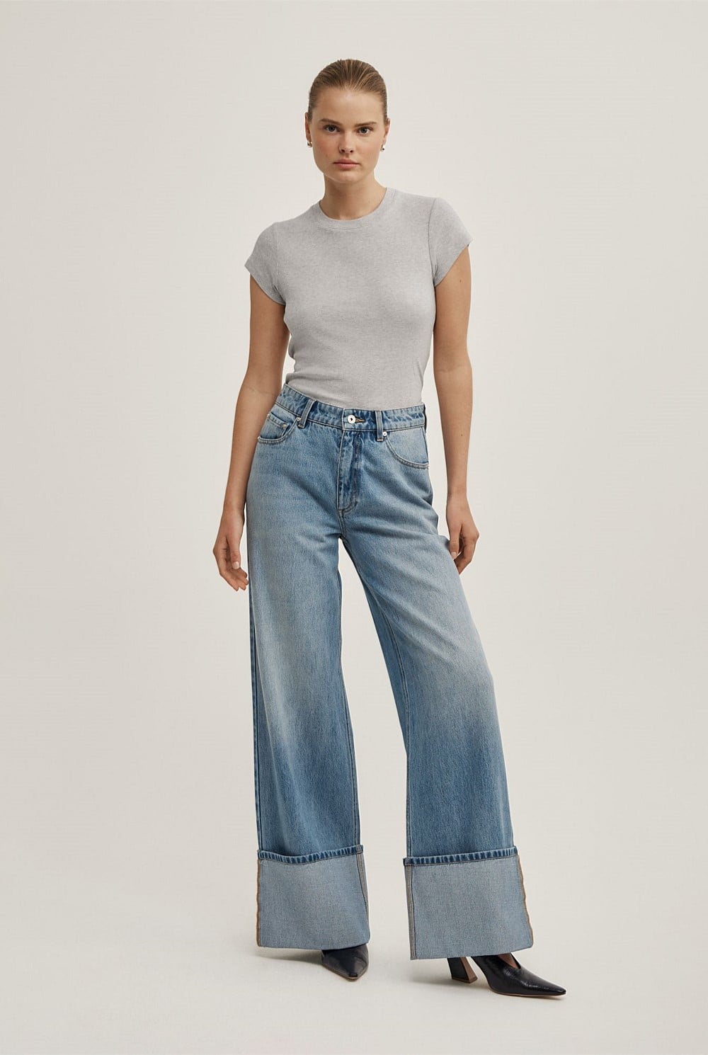 Short Sleeve Fitted T-Shirt