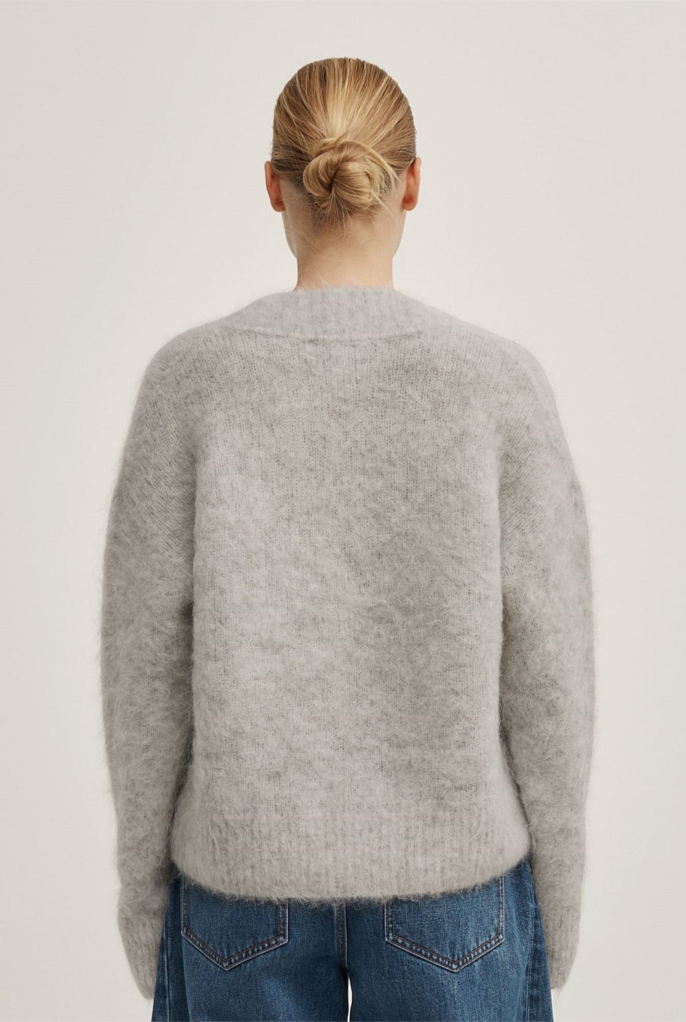 High V-Neck Fluffy Knit