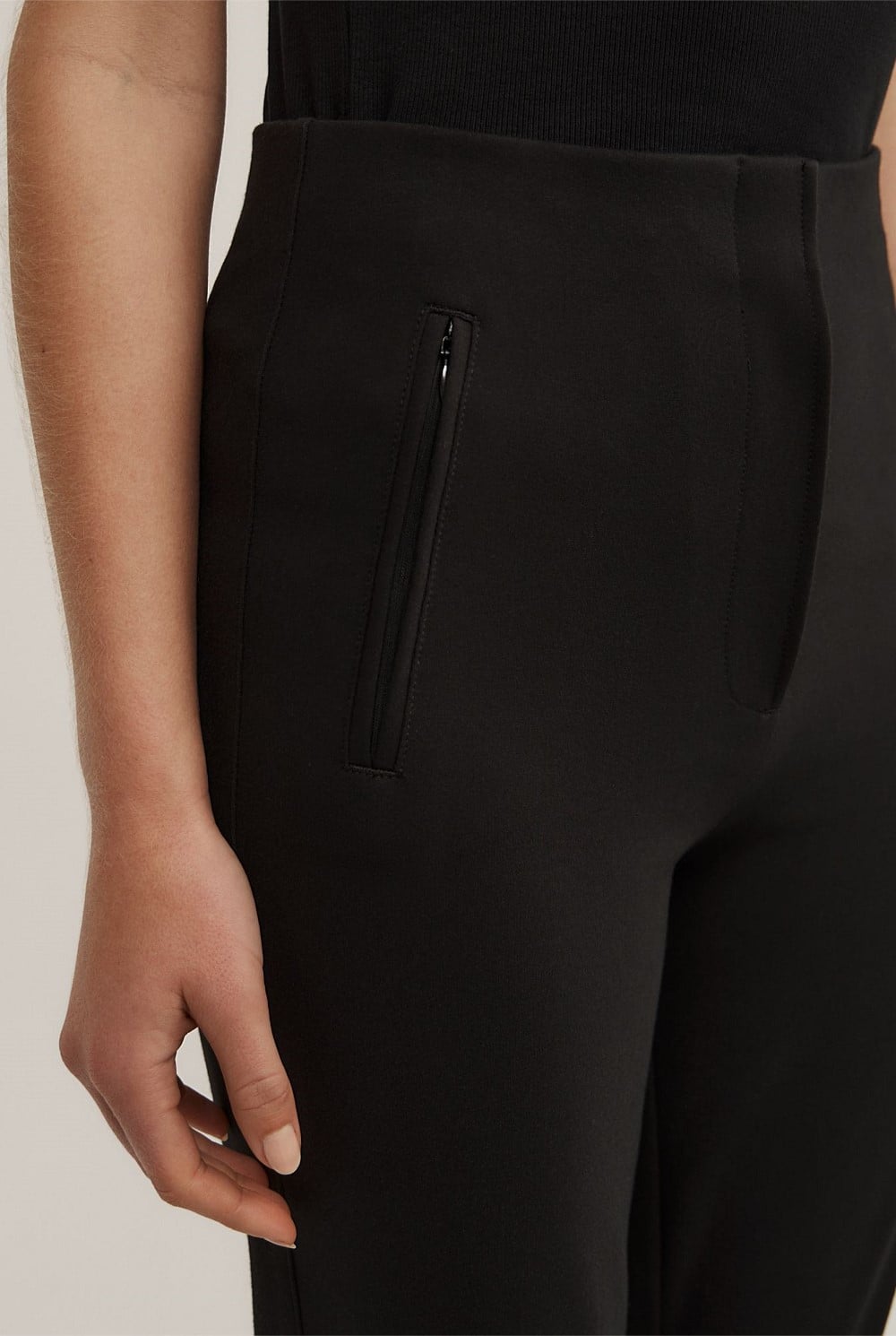 Capri Pant