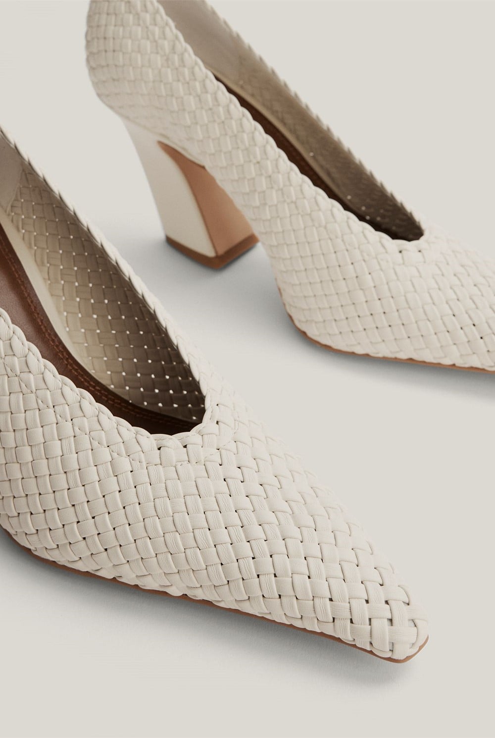 Avery Wve Heel