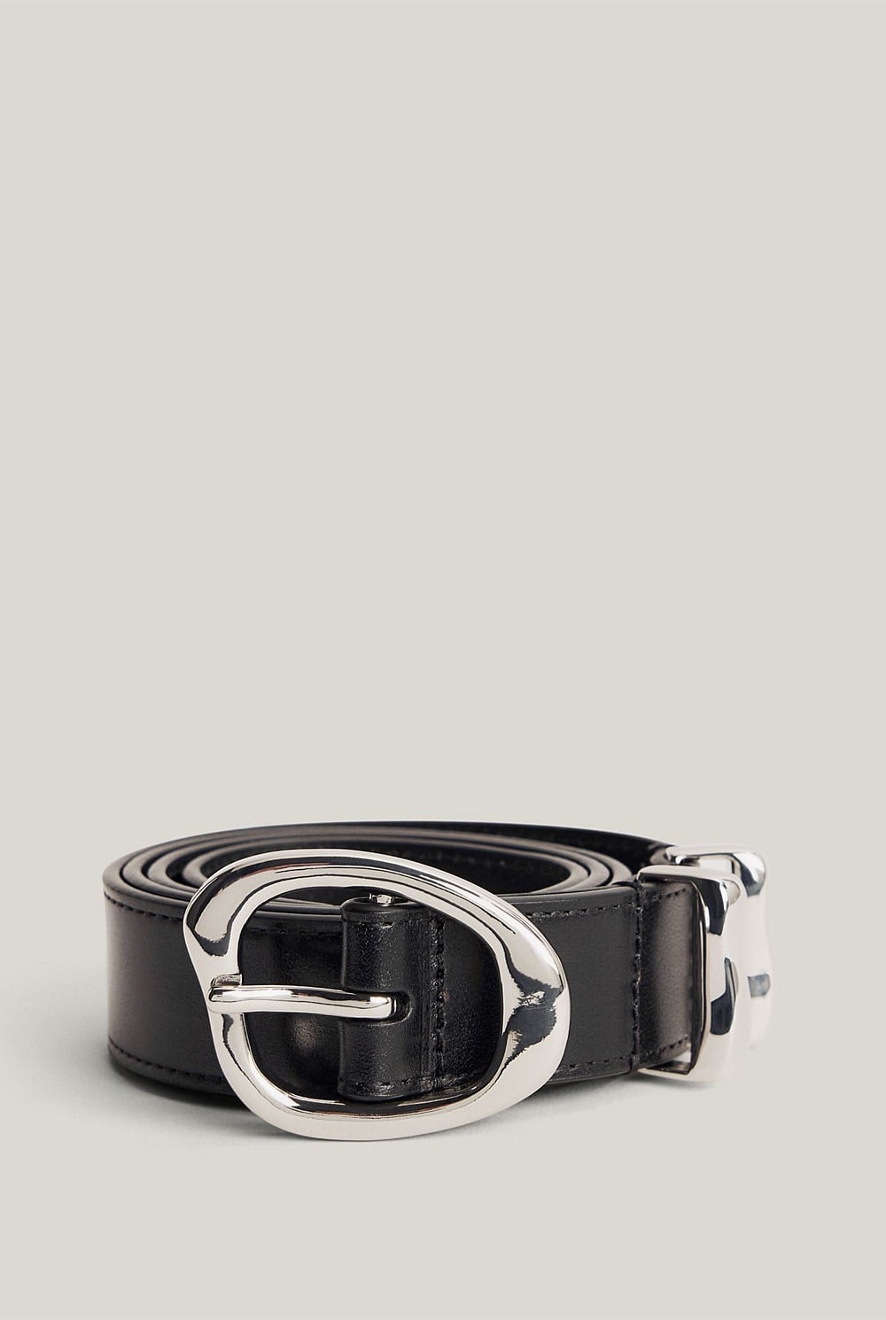 Nadia Belt