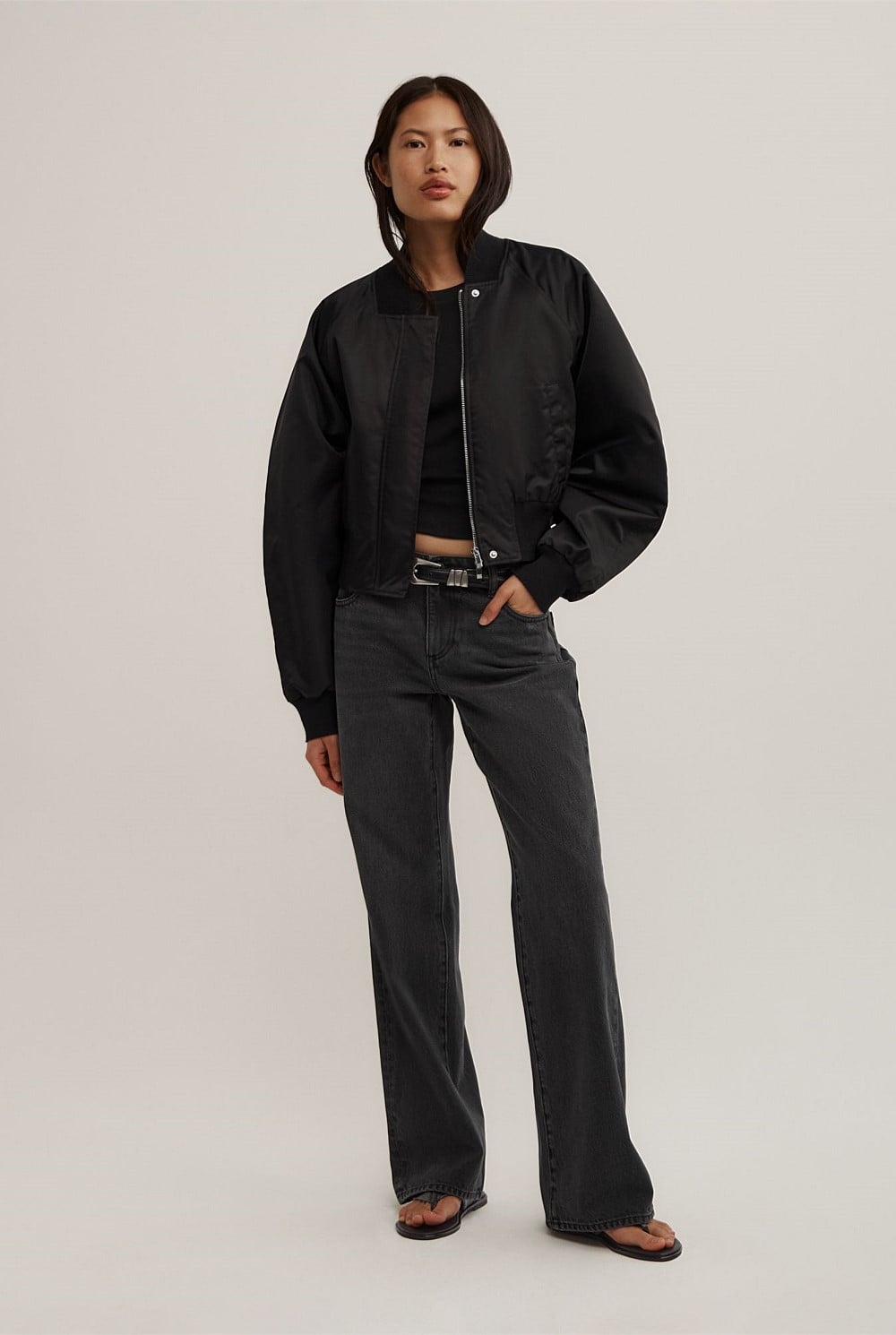 Low Rise Relaxed Jeans