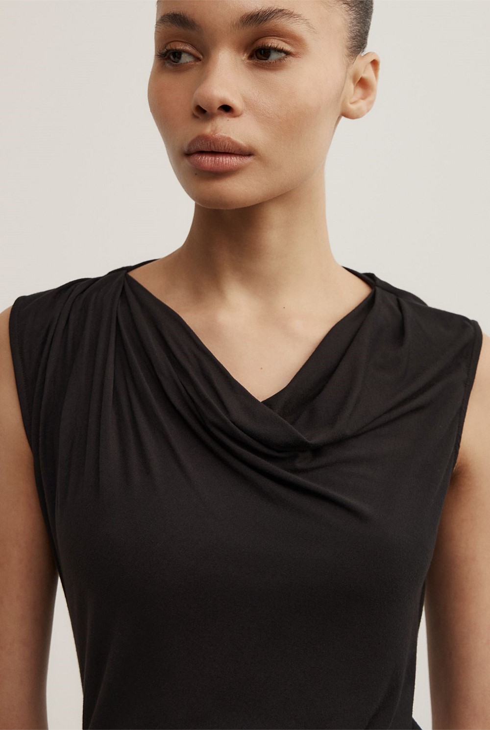 Trim Detail Top