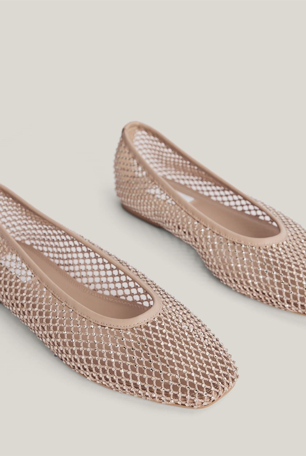 Maisy Mesh Flat