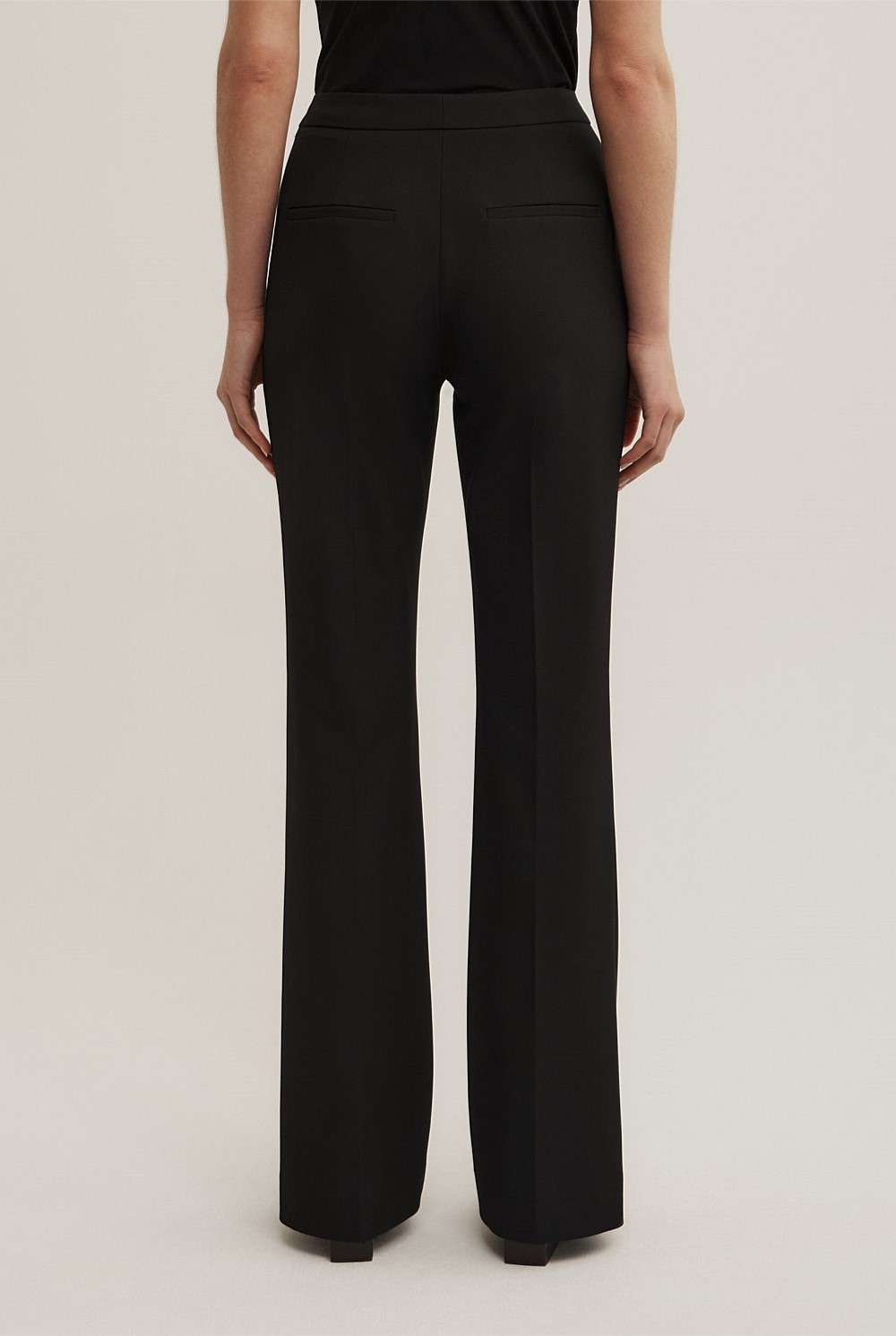 Slim Bootcut Pant
