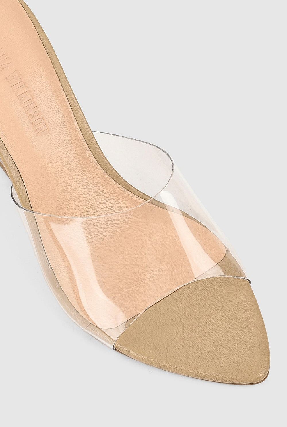 Suzy Wedge