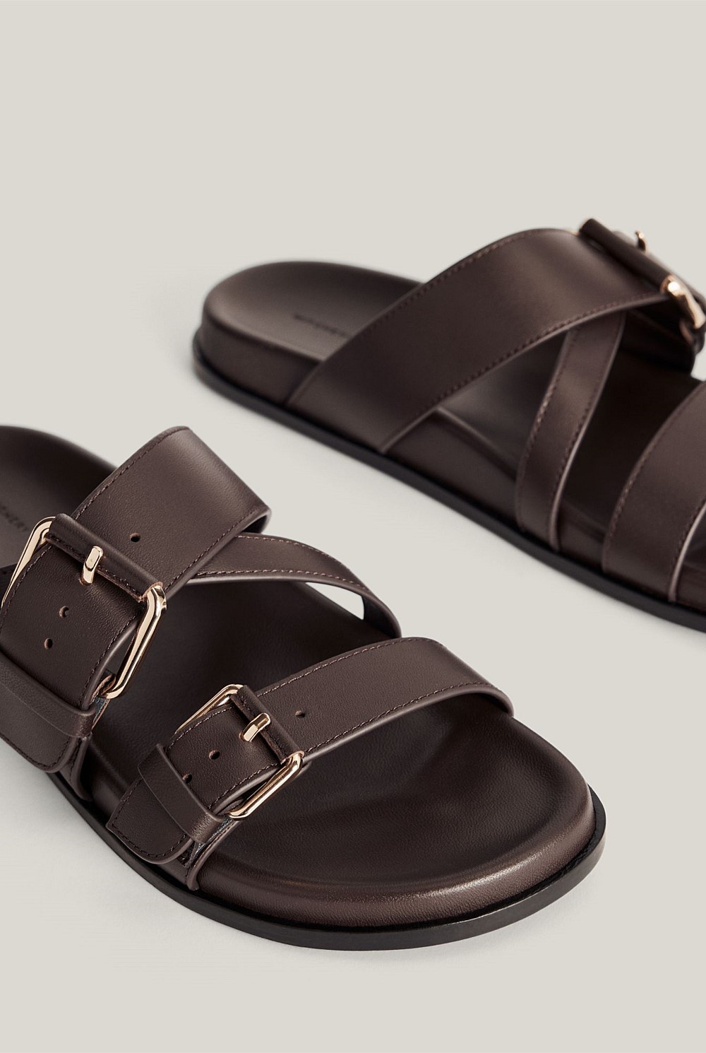 Milda Sandal